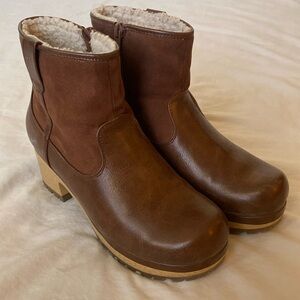 Women's Brown Leather Ankle Boots